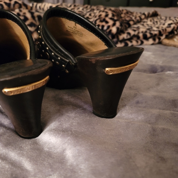 Mules - Picture 2 of 4